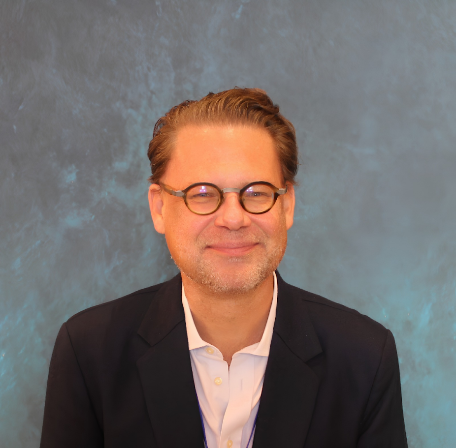 Prof. Christian Bueger